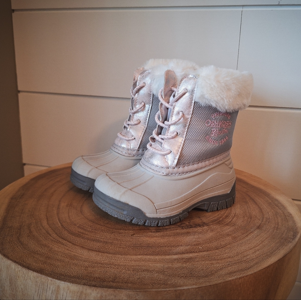 OshKosh B'gosh Kids' Gray and White Boots